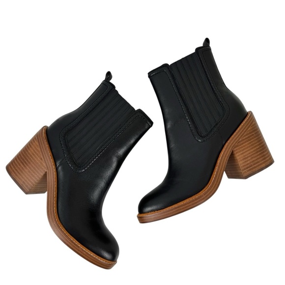 Marc Fisher Black Leather Halida Boots Shoes Heeled Ankle Booties SZ 8.5 Western - Picture 9 of 16